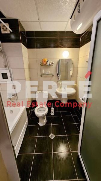 Продава се Двустаен апартамент в к.к. Слънчев бряг - 65 кв.м за 1077 €/кв.м - Снимка #5