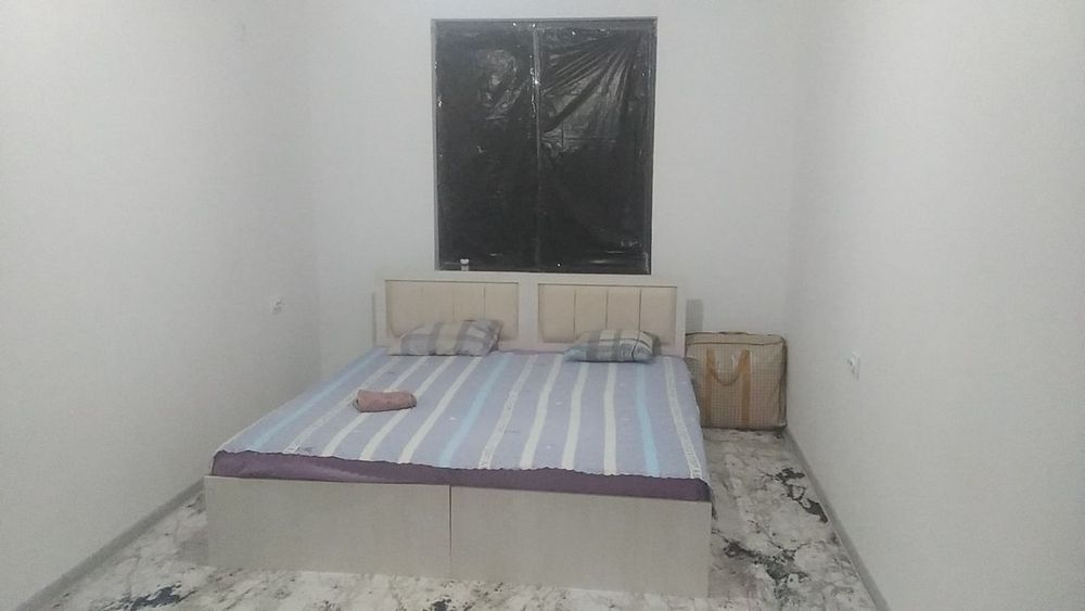 Уригзор  строй городда 2 хона уй арендага берилади оила еки студентга