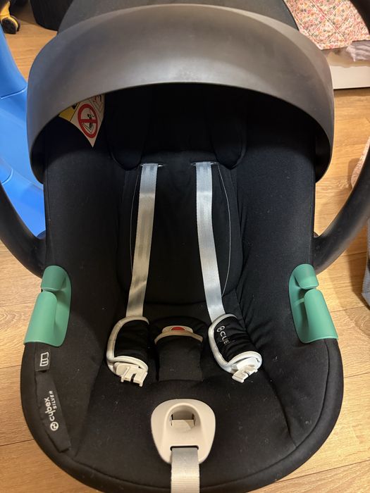 Кошница за кола Cybex Aton B2 i-Size