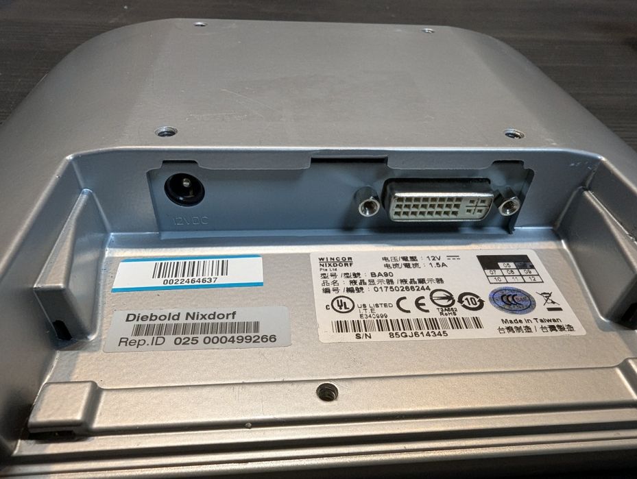 Монитор сензорен Wincor Nixdorf BA92 + BA90