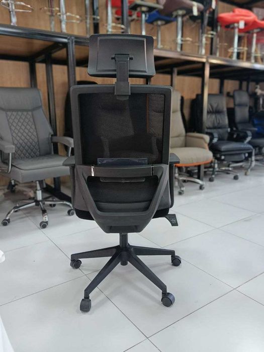 Кресло для офиса и дома  - STRONGER