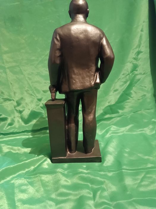 Ленин статуэтка метал чугун высота 43 см