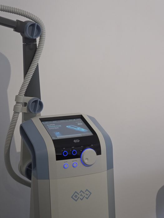 Aparatură recuperare medicală- SHOCKWAVE- RSWT si SuperInductiveSystem- SYS ca nou - factura si garantie