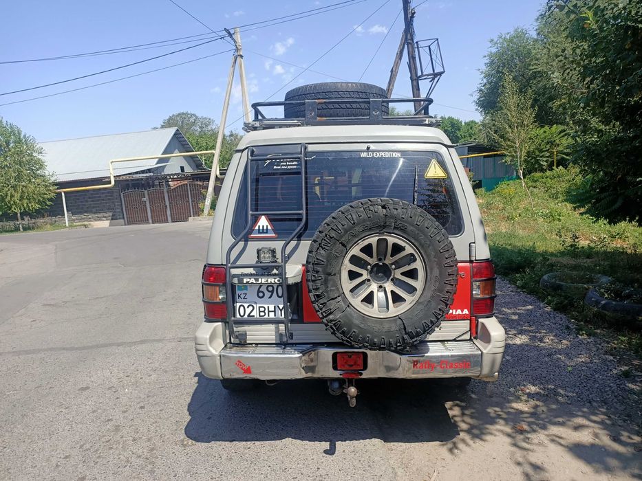 продам mitsubishi pajero
