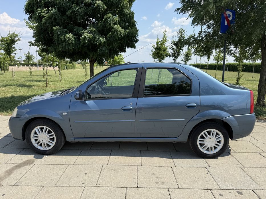 Dacia Logan LAUREATE 1.6 16 V 105 cp