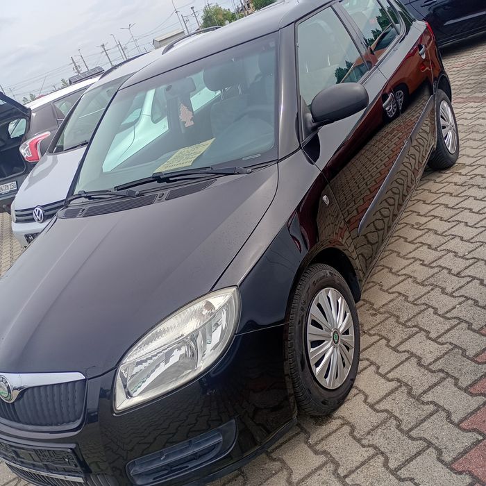 SKODA Fabia 2009 — imagine 3