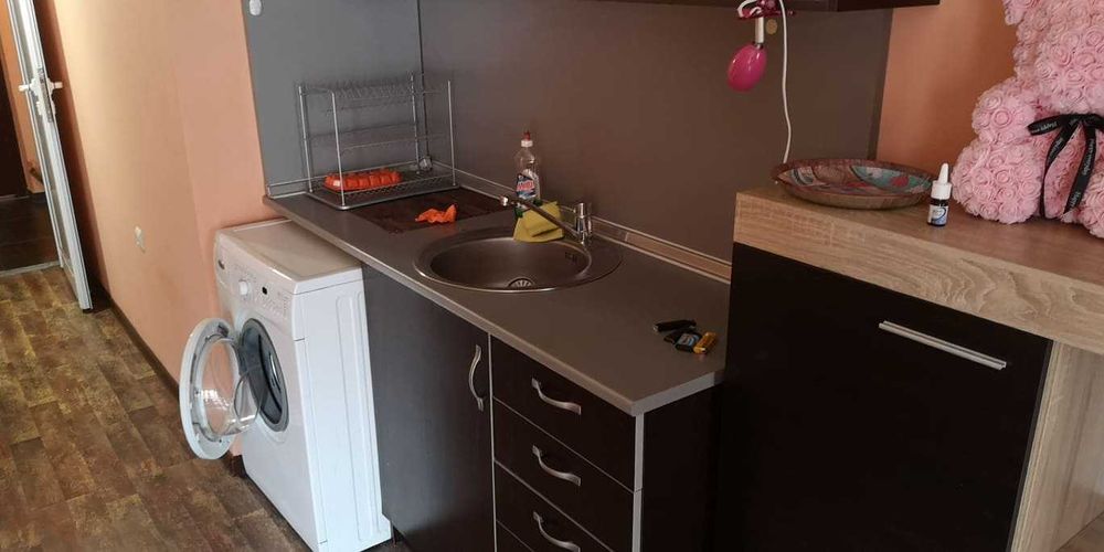 Дава се под наем Двустаен апартамент в Бургас, Възраждане - 55 кв.м за 165 € - Снимка #17