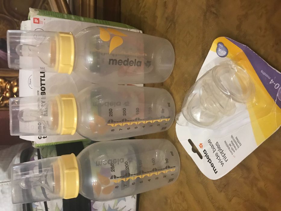 Medela бутылочки 250мл Новые