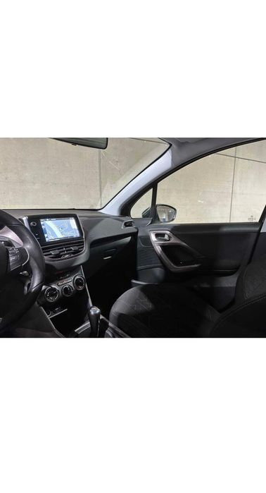 Peugeot 2008 1,2puretech evti automat