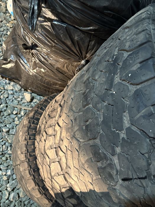 Продам всесезонную резину