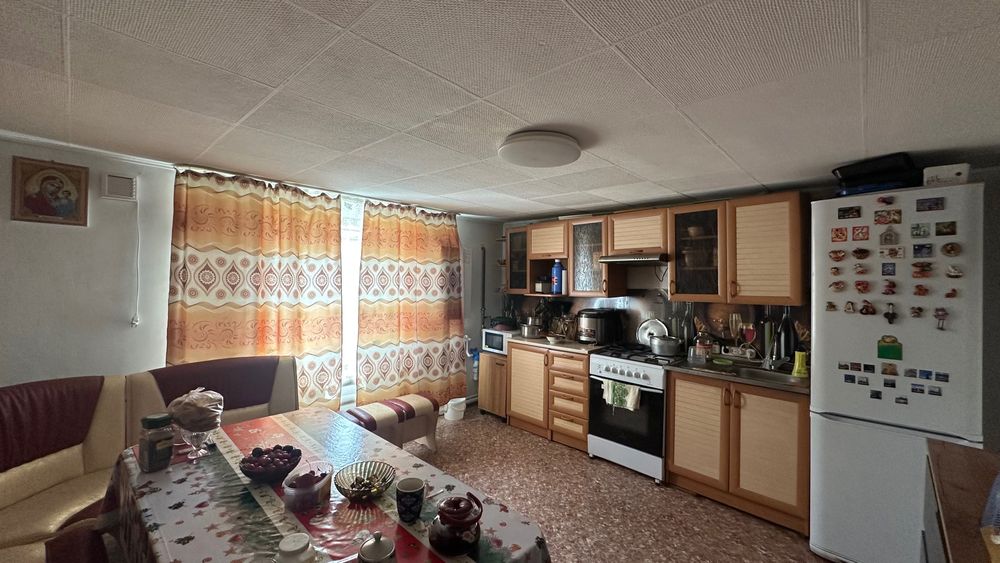 Дом Северо-западный с баней и бассейном Обмен