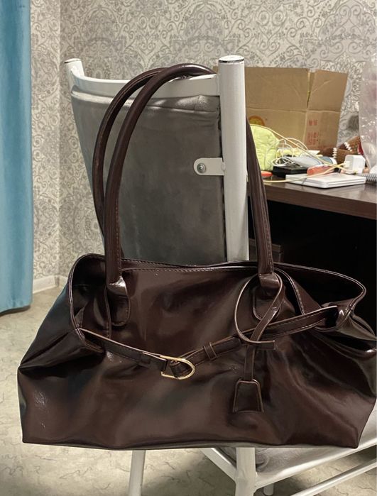 коричневая стильная сумка