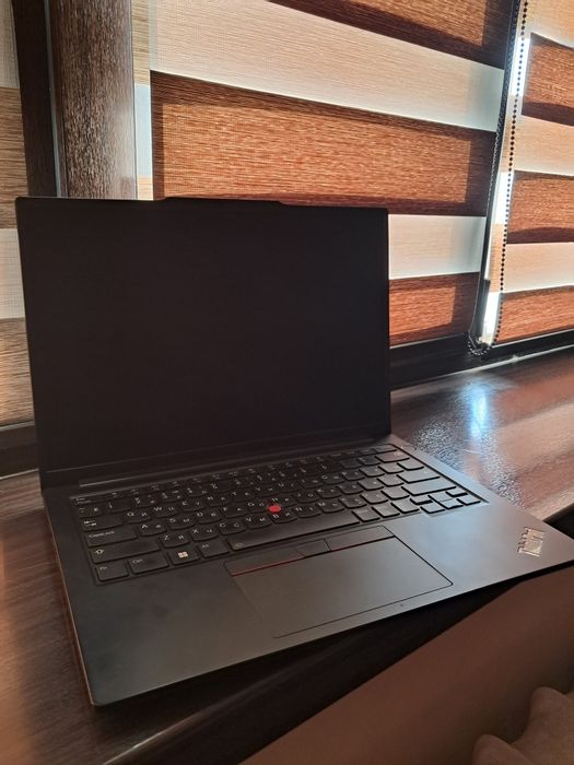Продам ноутбук lenivo ThinkPad e14 gen5