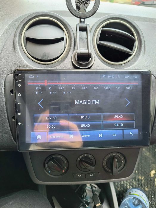 Multimedia auto Android 2G/32G pentru Seat IBIZA 2008-2013 de 9 inch