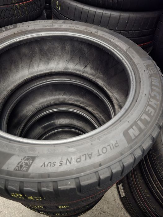 Set 275.45.20  305.40.20 michelin m+s