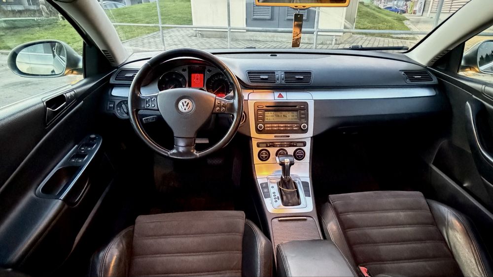 Volkswagen Passat B6 2.0tdi 140 cp DSG 2007 highline impecabil