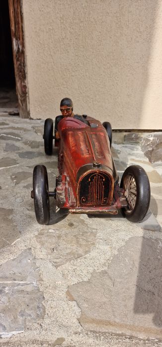 Mașinuțe de epocă vintage