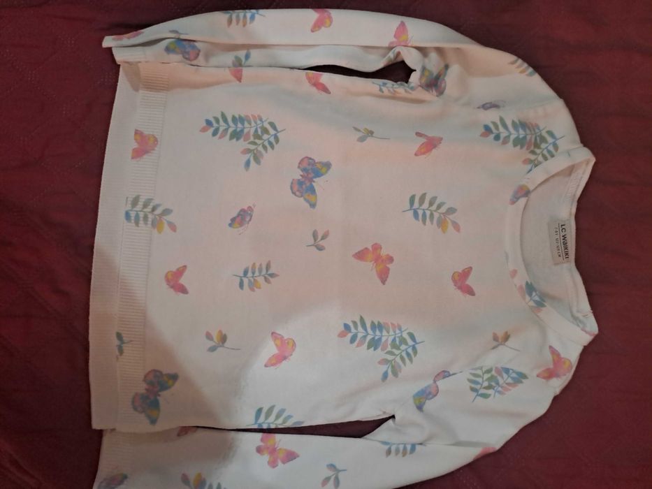 Блузки за момиче 5г.