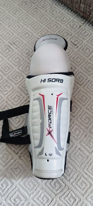 Хоккейная экипировка.