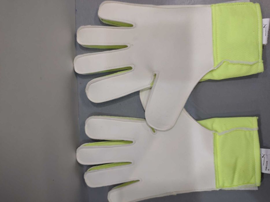 Puma Size 10.Вратарски ръкавици.Нови.Оригинал.