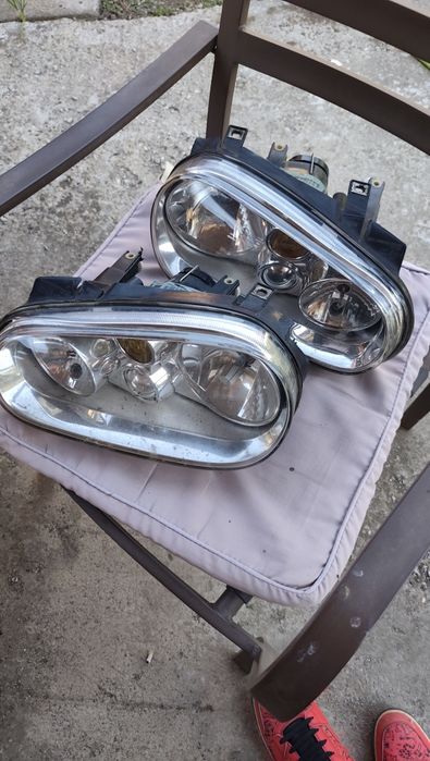 Set Faruri Golf 4 MK4 Originale