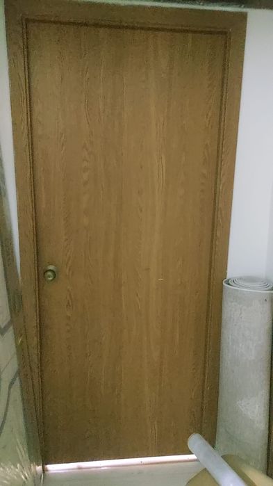 Продам деревянные двери