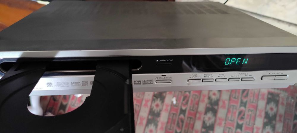 продавам оригинално DVD - LG , ВНОС от Англия