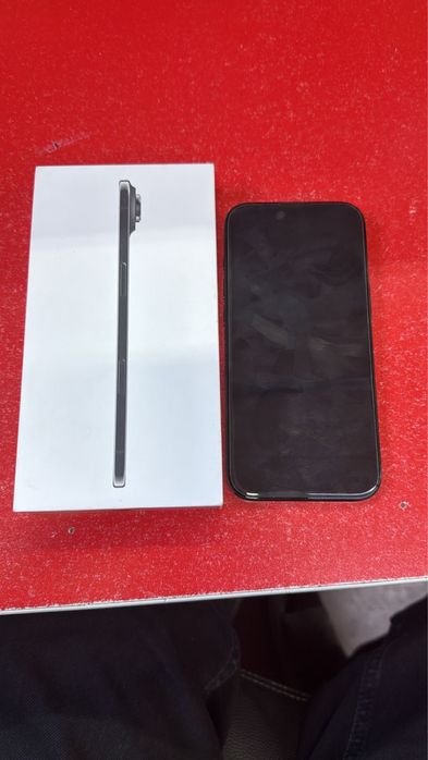 Продам айфон 17 аир