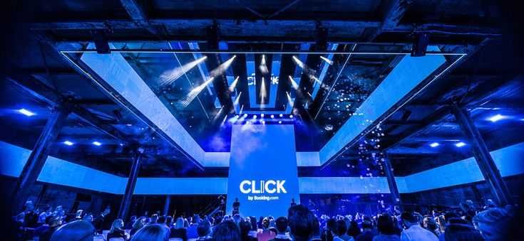 Ресепшн стол мониторы ЛЭД экраны для мероприятий