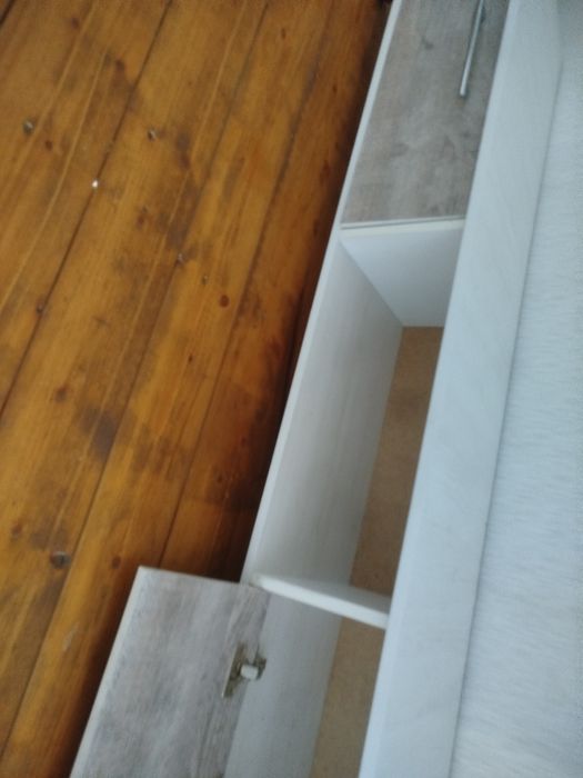 Продам тумба под тв