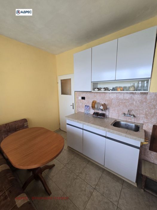 Продава се Двустаен апартамент в Плевен, Сторгозия - 56 кв.м за 1215 €/кв.м - Снимка #1
