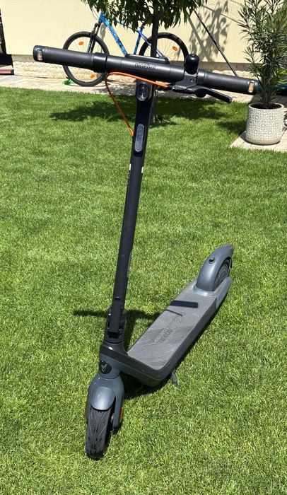 Trotineta electrica Ninebot E2 Pro