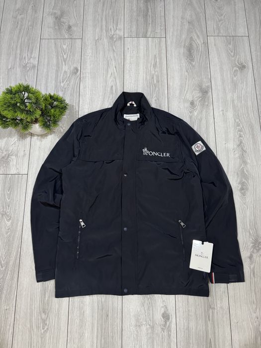 Jachetă bleumarin Moncler windbreaker – mărimea 4 (L)