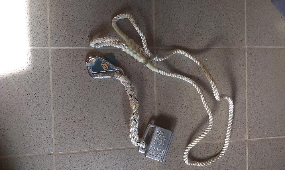 Ham de alpinism cu accesorii