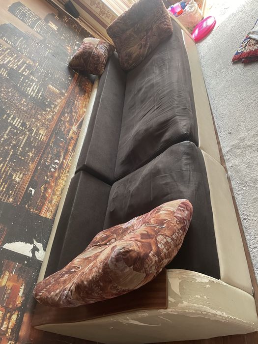 Диван отдам даром