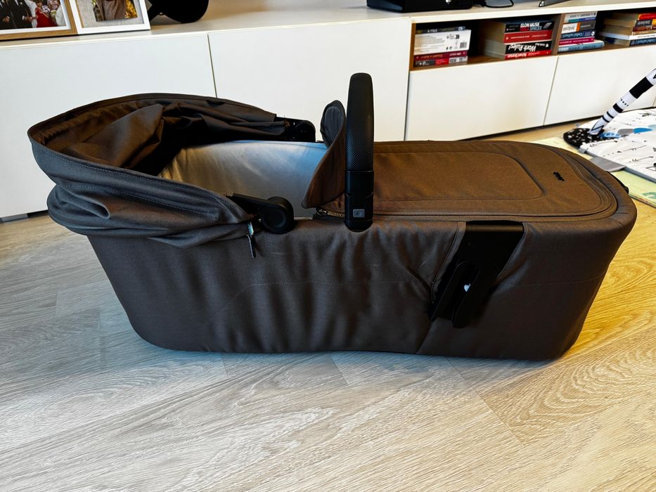 Landou Joolz Aer2, culoare Hazel Brown – ca nou, în garanție