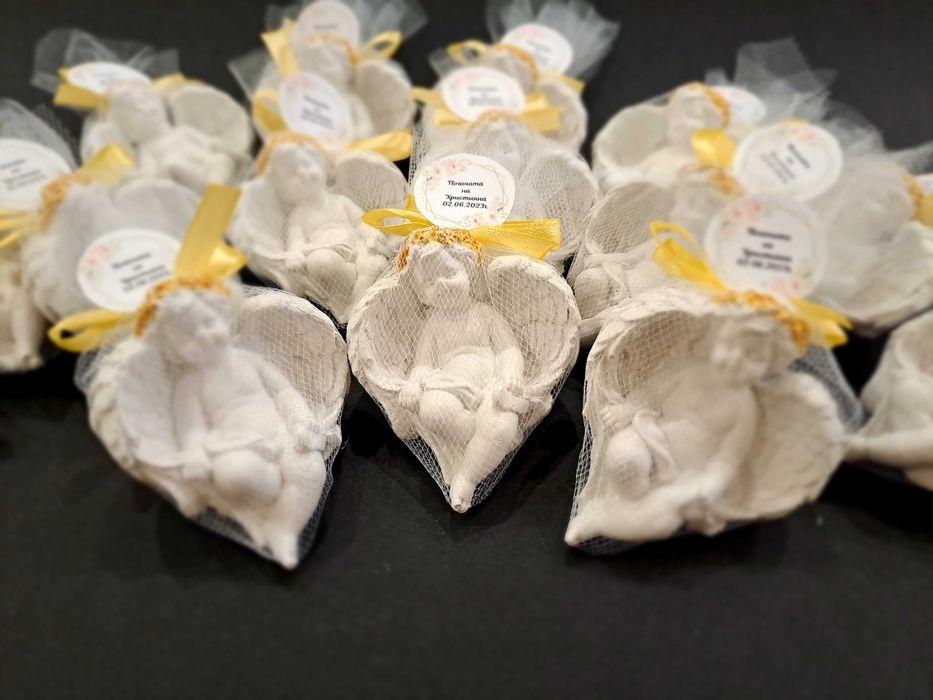 Подаръчета за гости, погача,кръщене, рожден ден или др. бебе с крила