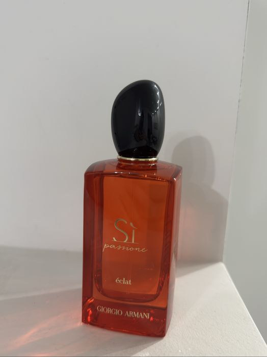 Продам аромат Si Passione Eclat 100 мл