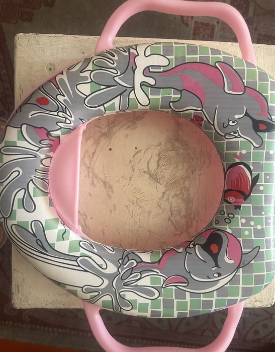 Детский стульчак на унитаз