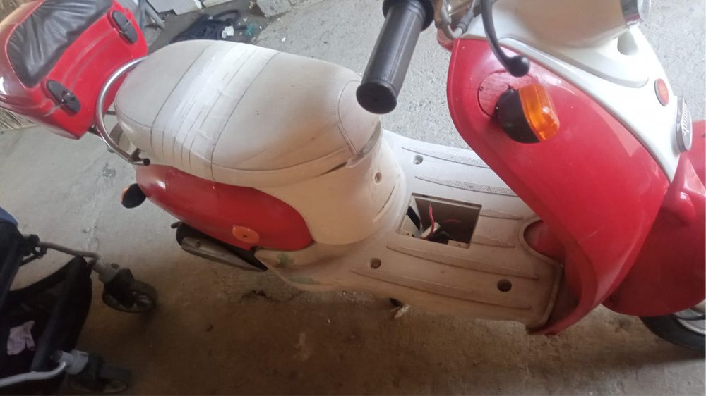 Vand scuter Retro motors 50 cc