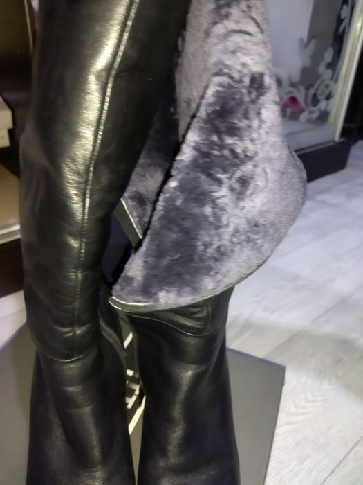 СРОЧНО етик сатылады