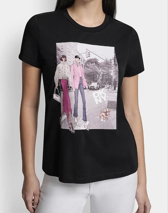 DKNY Донна Карън Оригинал с етикет! Черна блуза с ЛОГО графика с кристали. Фина 95% ПАМУК, размер M  Нов внос от САЩ!