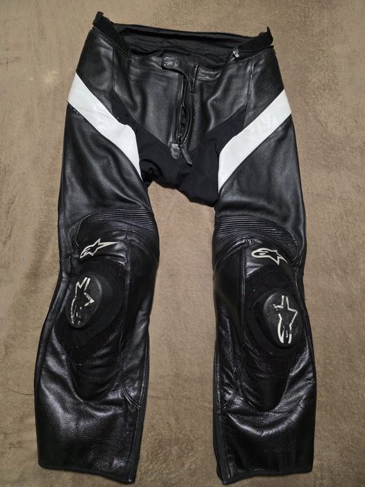 Pantaloni moto Alpinestars piele marimea 52