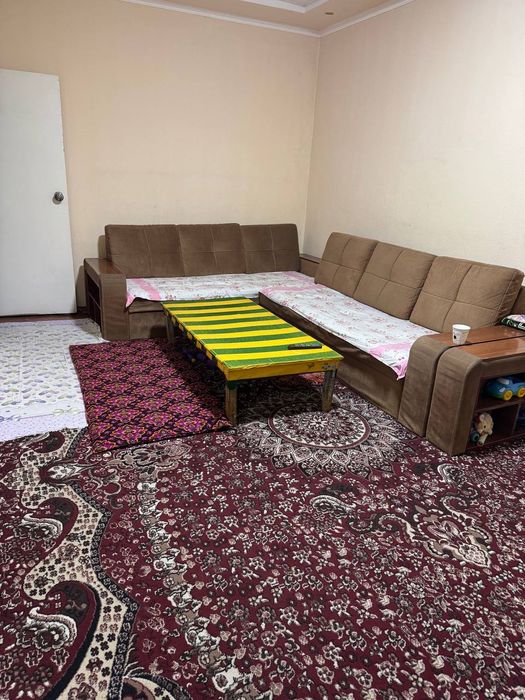 Квартира сотилади 2 хонали 3 хона килинган