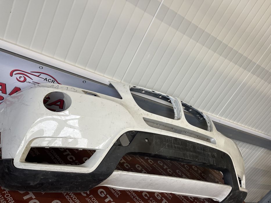 2 броя предна броня BMW X3 2011-