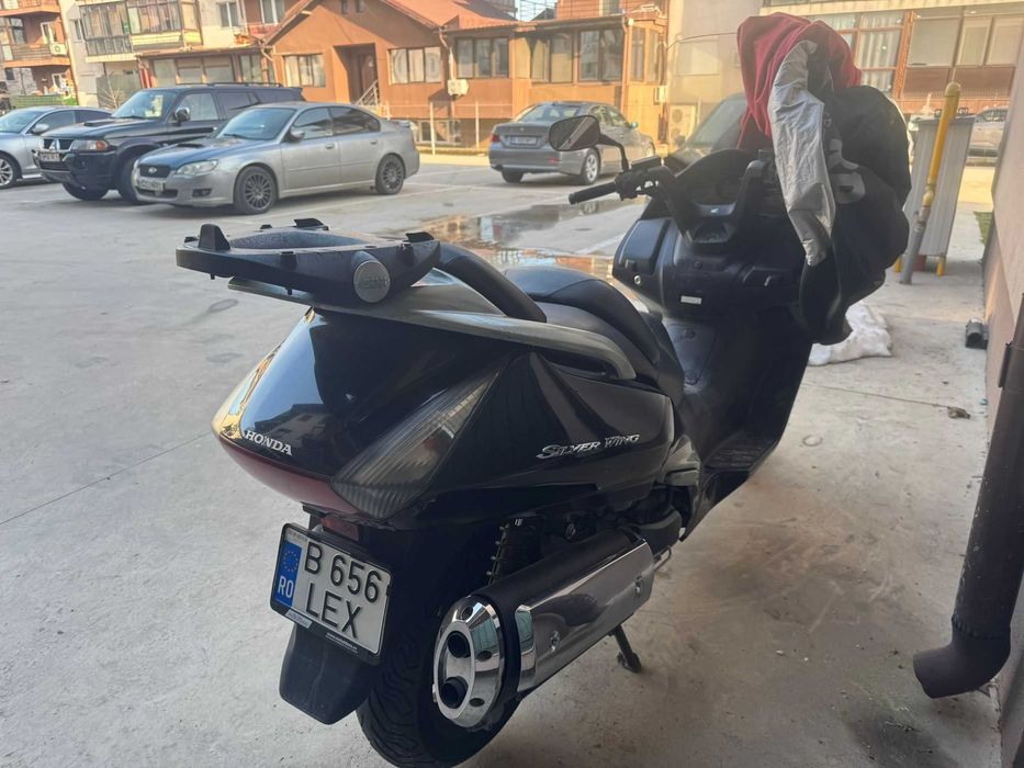 Honda Silverwing 400