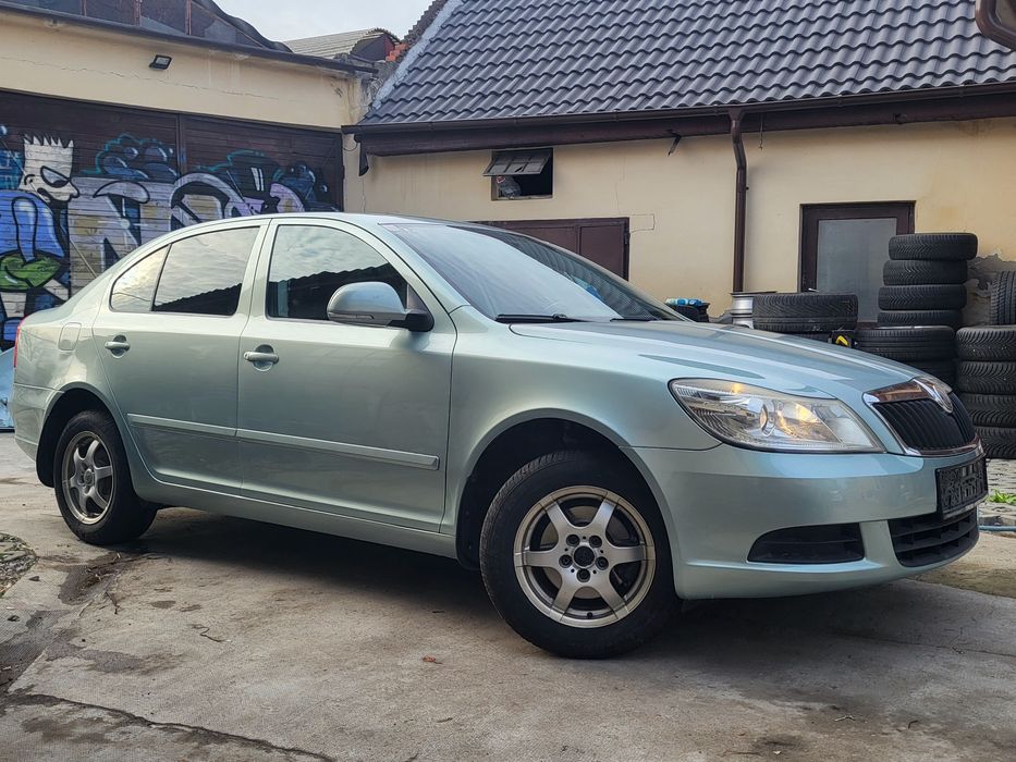 Skoda Octavia Anul 2010 1.4 mpi Benzina 194000 km Clima funcțional