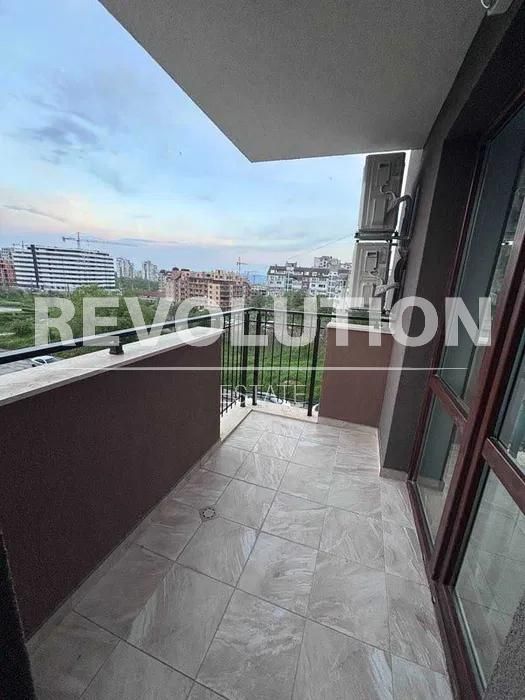 Дава се под наем Двустаен апартамент в Варна, Възраждане 4 - 50 кв.м за 425 € - Снимка #3