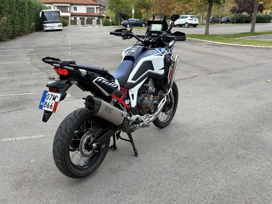 Honda crf 1100  africa twin