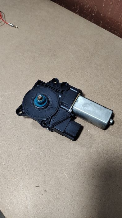 Motoras macara geam BMW E90 Stanga Spate